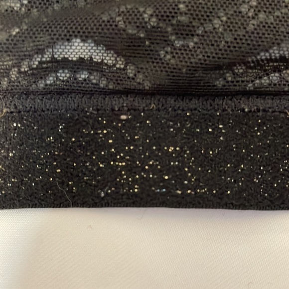 Victoria’s Secret black push up full coverage lace bra. 38DD - Picture 7 of 10